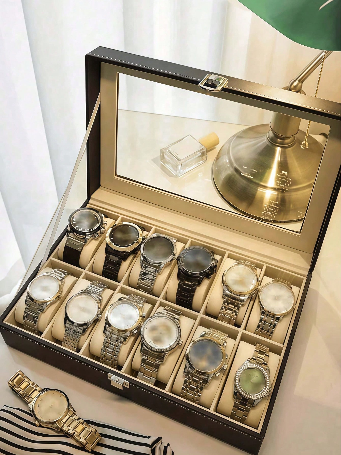 잠금장치가 있는 가죽 시계 상자, 대용량 시계 진열 케 - Jewelry Style Watches 리뷰 및 가격