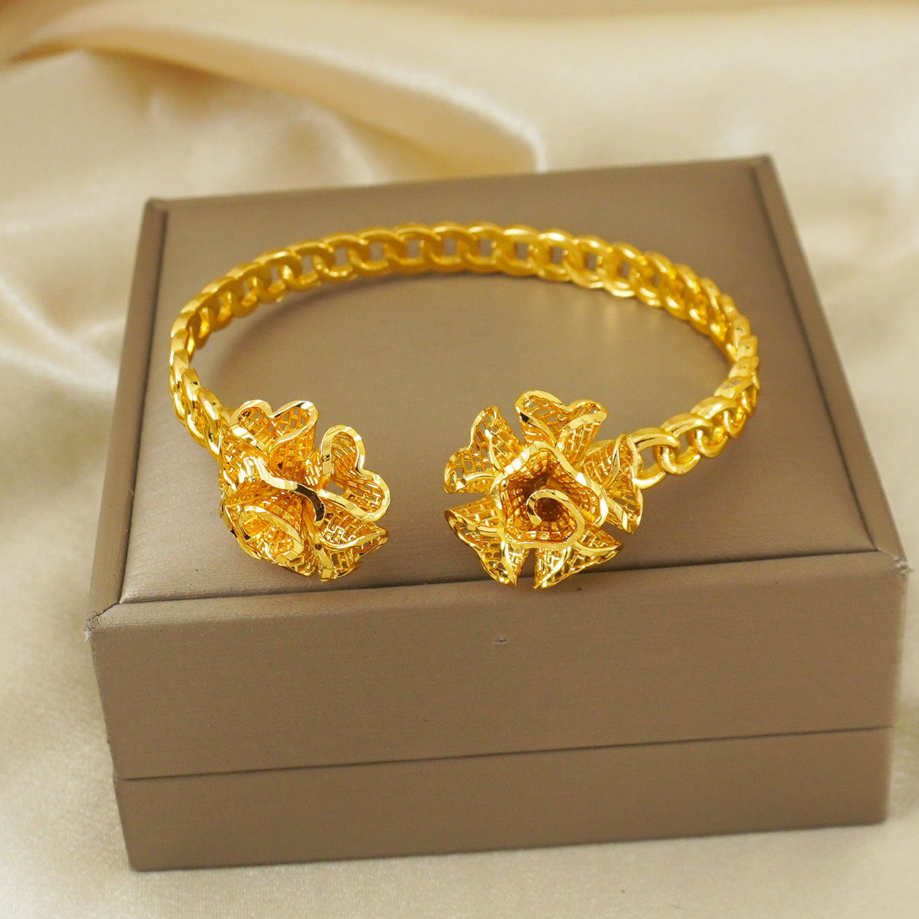 베스트셀러 금도금 구리 팔찌, 시계줄, 속이 빈 꽃무늬 - Best Jewelry Watches For Women 리뷰 및 가격