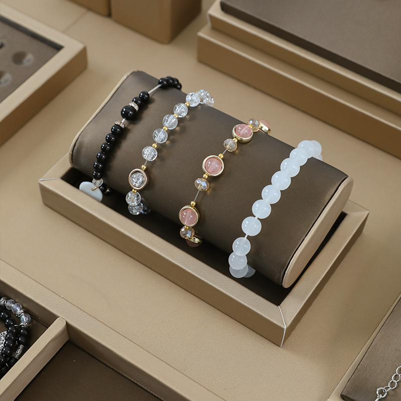 갈색 PU 가죽 팔찌 진열대 보석 사업 전시 소품 손목 - Jewelry And Watches Exhibition 리뷰 및 가격